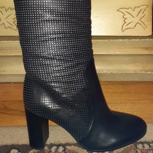 VINCE CAMUTO LEATHER BOOTS